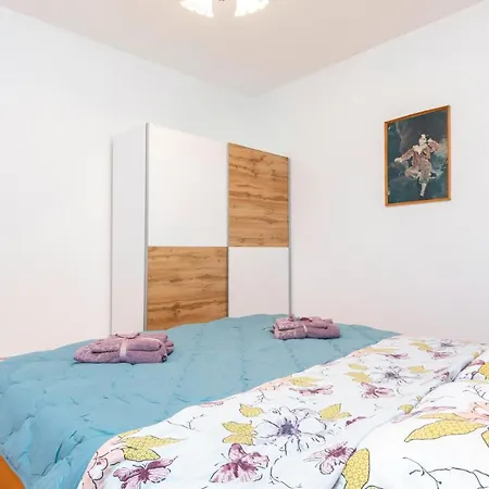 Awesome In With Wifi Appartement Pula